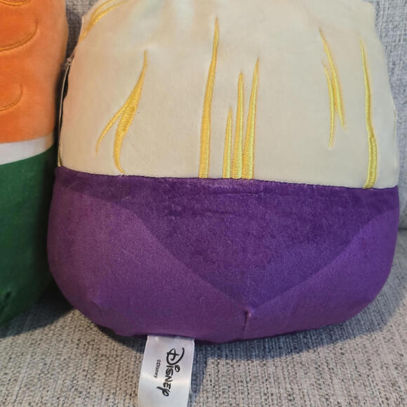 A set of Hocus Pocus Sanderson Sisters Squishmallows - Picture 7 of 7